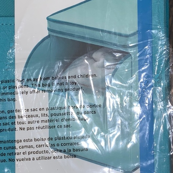 NIB iDesign Storage Bin with Hinged Lid andDrop Down Front Panel - Picture 2 of 3